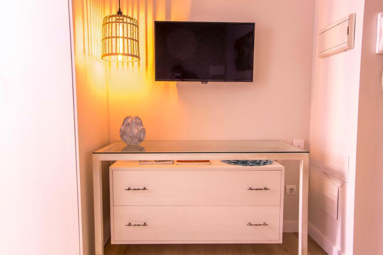 Apartamento Malaga Beach Exterior photo